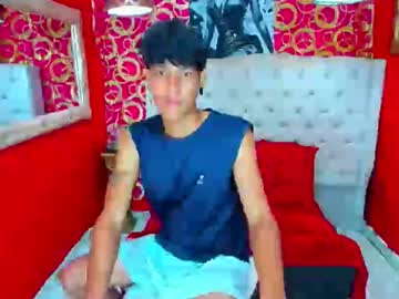 Straightyounpein Chaturbate stream image from April 14, 2026