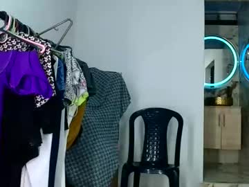 Aisha_Koswell3 Chaturbate stream image from April 14, 2026