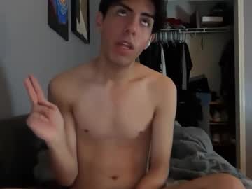 Hlghschoolsweetheart Chaturbate stream image from April 14, 2026