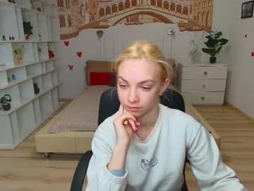 Sonnysofia Chaturbate stream image from April 14, 2026