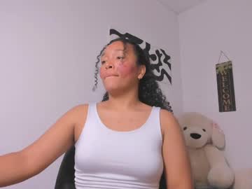 Desty_Y Chaturbate stream image from April 14, 2026