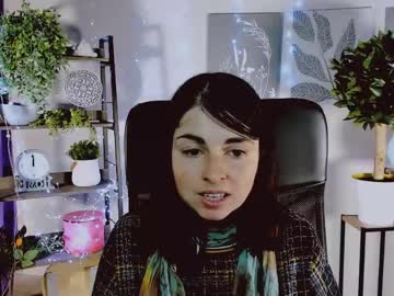 Martaedams Chaturbate stream image from April 14, 2026