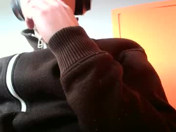 Truble_Again Chaturbate stream image from April 14, 2026