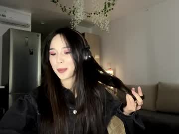 Elizabetswan Chaturbate stream image from April 14, 2026