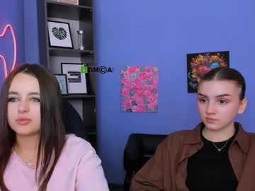 Emma_Hazell Chaturbate stream image from April 14, 2026