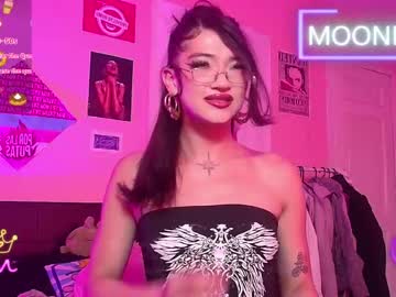 Moonfiredance Chaturbate stream image from April 14, 2026