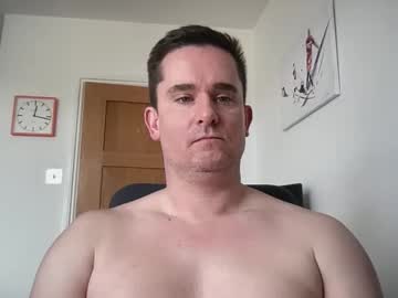 Richmondgentuk Chaturbate stream image from April 14, 2026