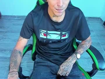 Zafirocum Chaturbate stream image from April 14, 2026