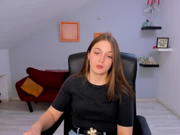 Annewilsonn Chaturbate stream image from April 14, 2026