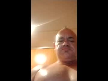 Bigothickin101 Chaturbate stream image from April 14, 2026