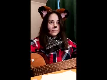 Kattyy_Summer Chaturbate stream image from April 14, 2026