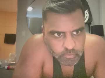 Luv2bbreededboi Chaturbate stream image from April 14, 2026