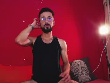 Nainpaulo Chaturbate stream image from April 14, 2026