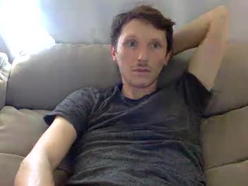 Cominlive Chaturbate stream image from April 14, 2026