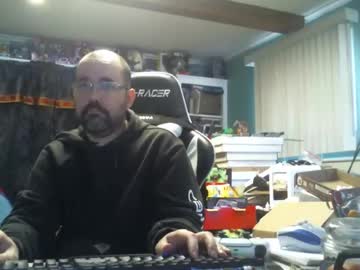 Longandcut99 Chaturbate stream image from April 14, 2026