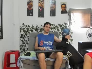 Derek_Garciaa Chaturbate stream image from April 14, 2026