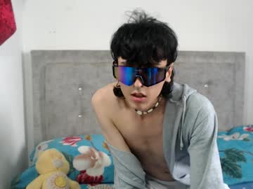Dylann_Ross Chaturbate stream image from April 14, 2026