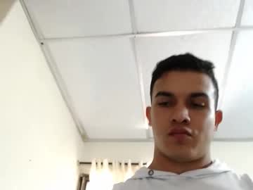 Lianstonne Chaturbate stream image from April 14, 2026