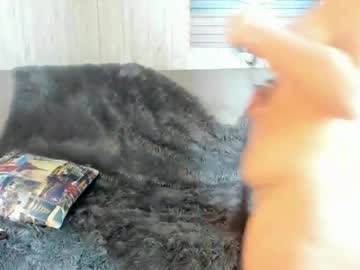 Luna__Cortez Chaturbate stream image from April 14, 2026
