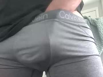 Kmeans Chaturbate stream image from April 14, 2026