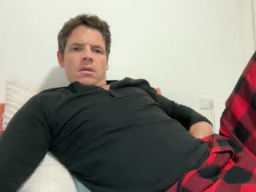 Footbag22 Chaturbate stream image from April 14, 2026