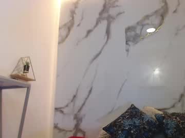 Xandergrey8 Chaturbate stream image from April 14, 2026