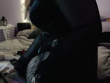 Shinoa_Hiiragi stream image from April 14, 2026
