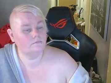 Misslj90 Chaturbate stream image from April 14, 2026