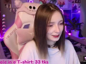Evie_Rosen Chaturbate stream image from April 14, 2026