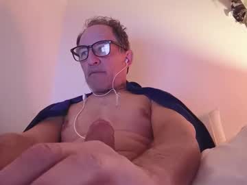 Scotchwhieskie Chaturbate stream image from April 14, 2026