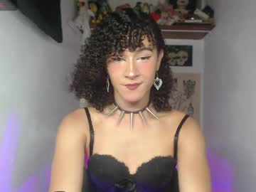 Ellis_Flowers Chaturbate stream image from April 15, 2026