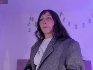 V1cky_ Chaturbate stream image from April 15, 2026