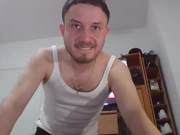 Latenightcolombian stream image from April 15, 2026