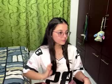 Azucenaminchella Chaturbate stream image from April 15, 2026