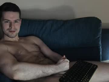 Dennis_Night Chaturbate stream image from April 15, 2026