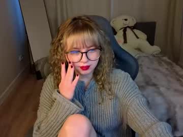 Helen_Carson Chaturbate stream image from April 15, 2026