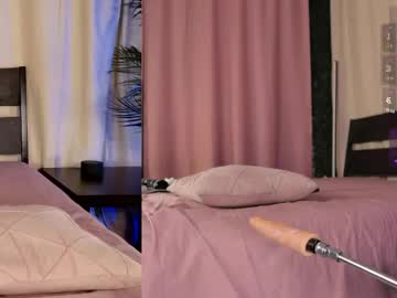 Webpetite Chaturbate stream image from April 15, 2026