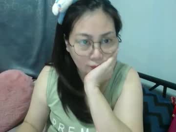 Bellbabe Chaturbate stream image from April 15, 2026