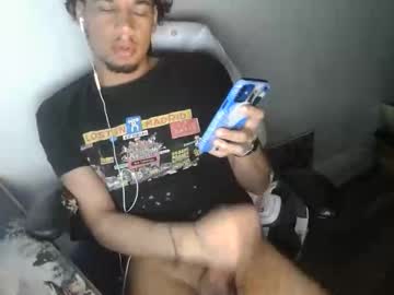 Eater4902 Chaturbate stream image from April 15, 2026
