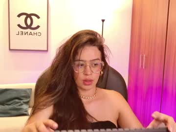 Nanaa_Snow Chaturbate stream image from April 15, 2026