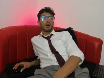 Aziel_Jenner Chaturbate stream image from April 15, 2026