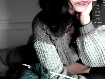 Sweetlilyinthewild Chaturbate stream image from April 15, 2026