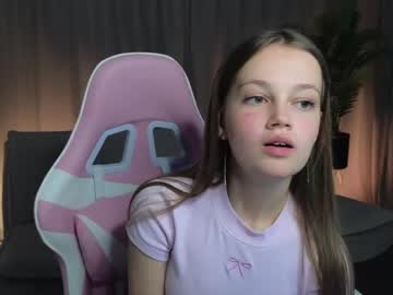 Anjipilley Chaturbate stream image from April 15, 2026
