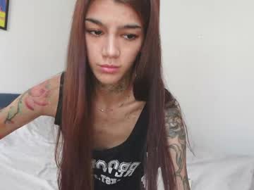 Vinkitinkii Chaturbate stream image from April 15, 2026