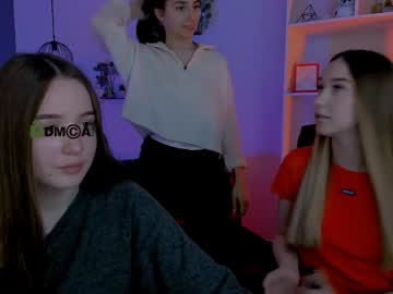 _Mila_Fire Chaturbate stream image from April 15, 2026