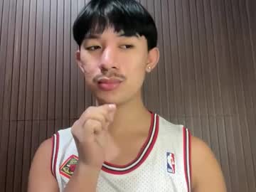 Sweetguy102103 Chaturbate stream image from April 15, 2026