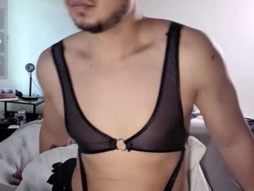 Berriess_ Chaturbate stream image from April 15, 2026