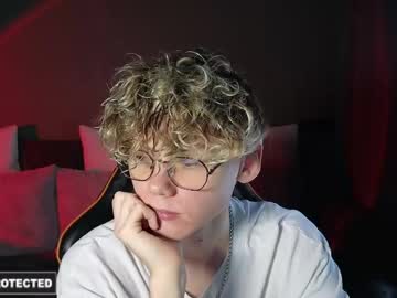 Dear_Kirill Chaturbate stream image from April 15, 2026