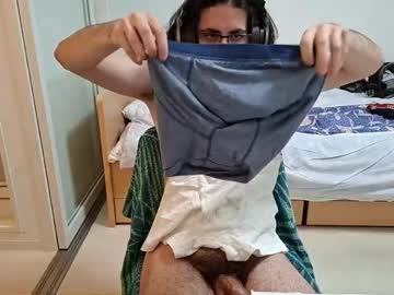 Jules624983 Chaturbate stream image from April 15, 2026