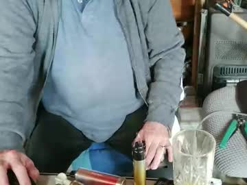 Slutboybot Chaturbate stream image from April 15, 2026